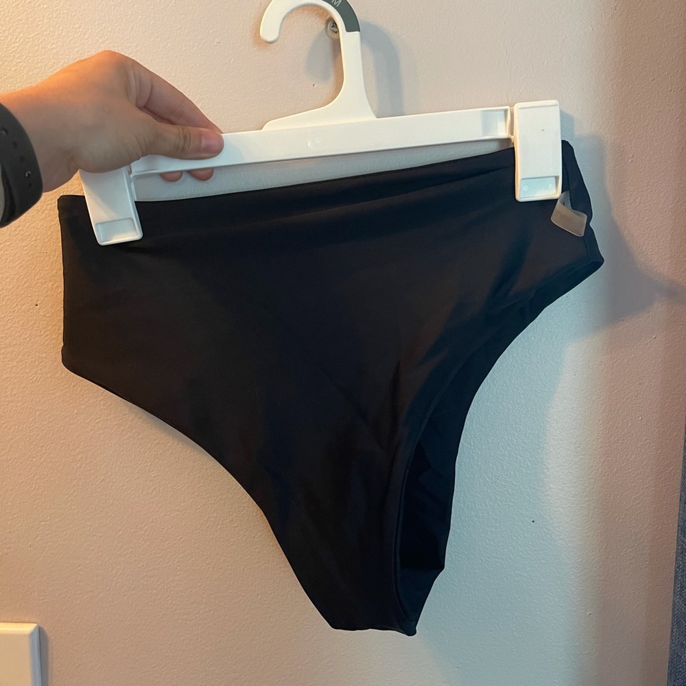 Bikini bottoms